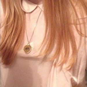 IN SEARCH OF  Brooklyn industries Peter Pan collar